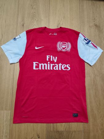 Arsenal FC Heim-Trikot der Saison 2011-12