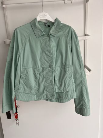 Leichte Jacke Marc Cain, Gr. 34, grün