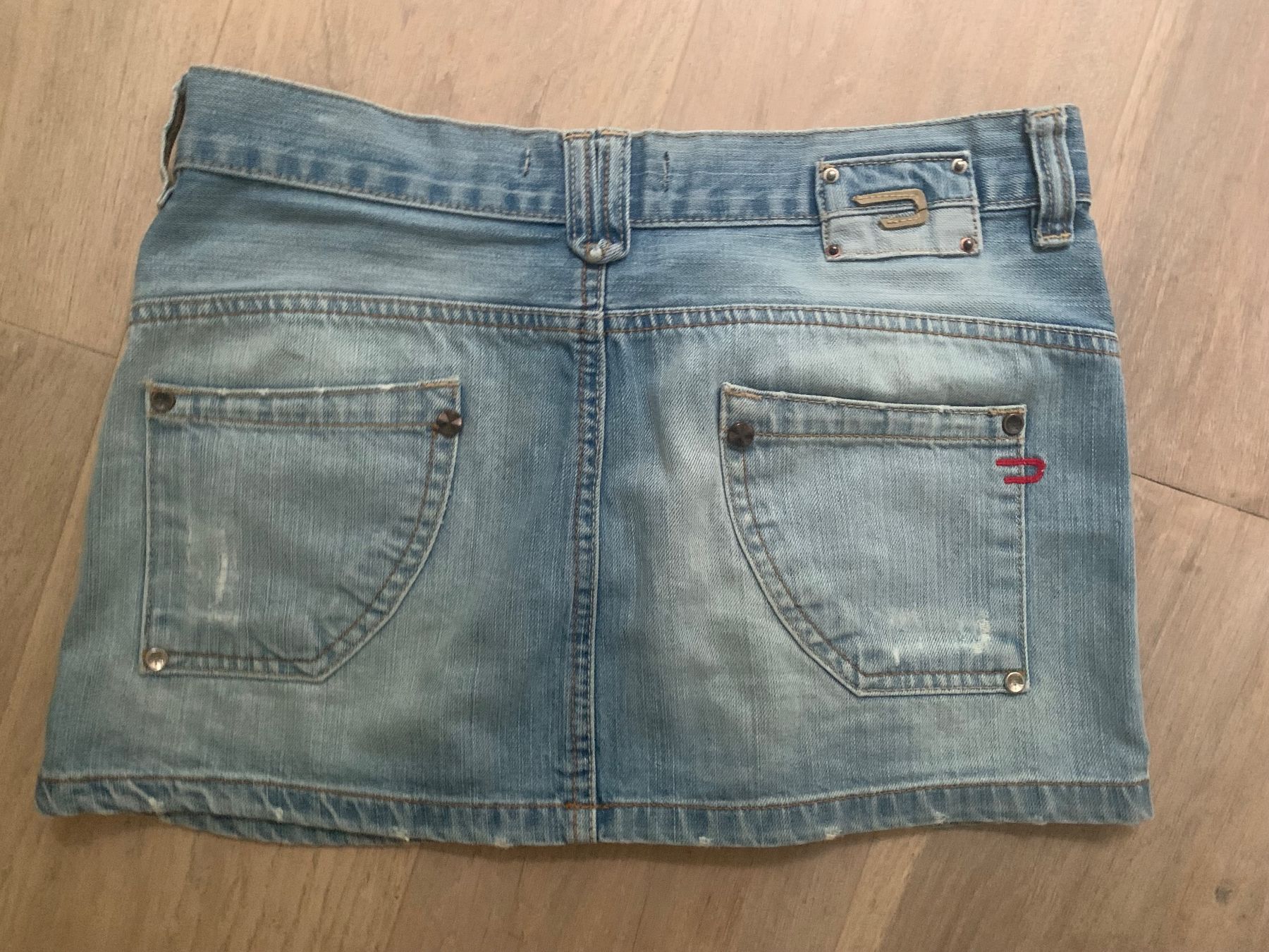 Diesel Jupes: Rock Diesel gr M – D'occasion à Nuglar par Korsika2 2