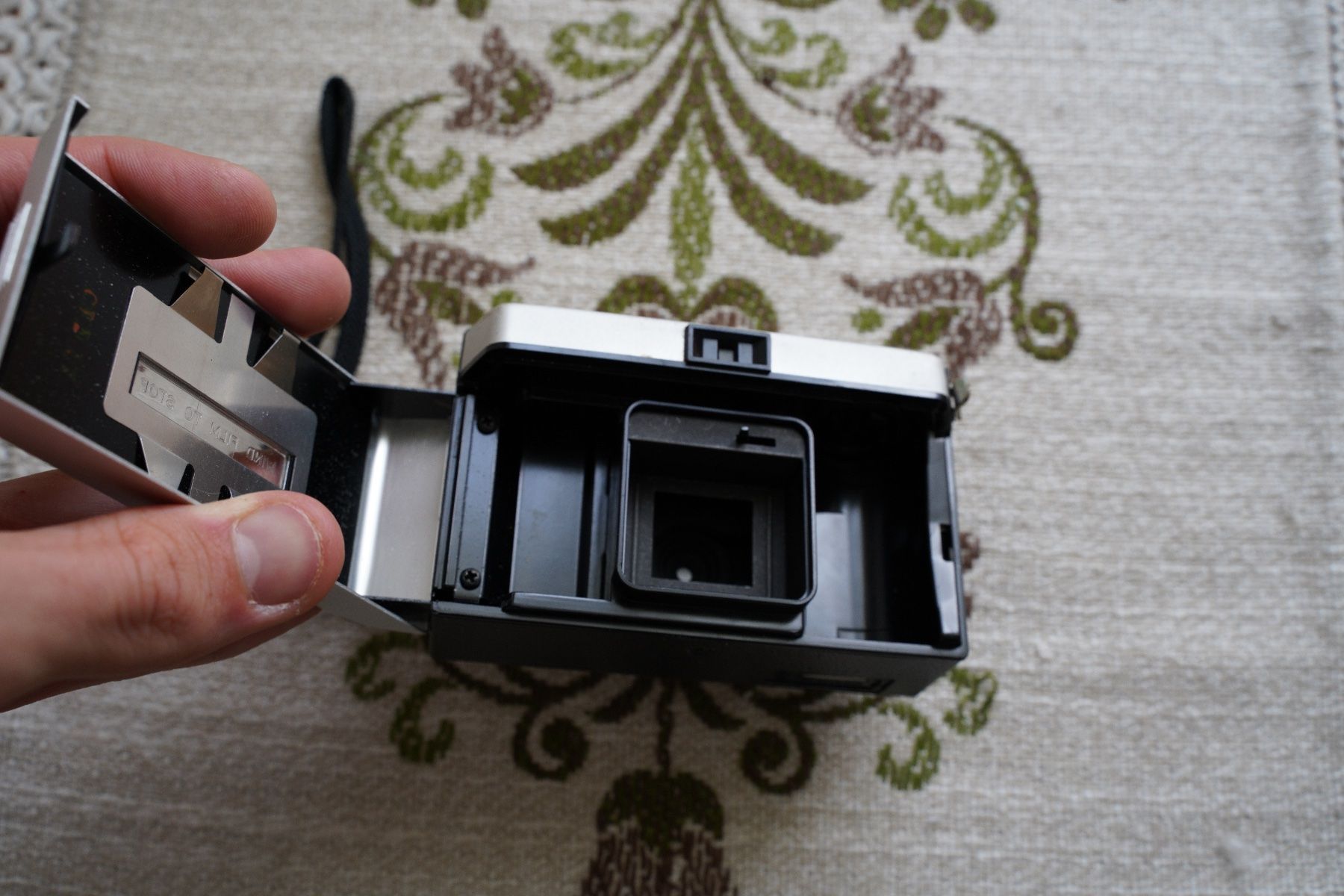 Kodak Fotocamera: Instamatic camera 100 – Difettoso da Dagmersellen venduto da sim_zqh8 7