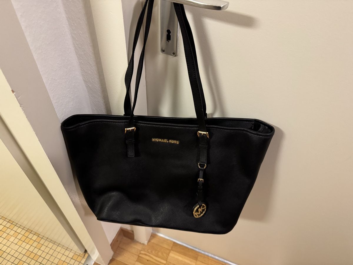Michael Kors Borse da donna: Sac à main – Nuovo (secondo la descrizione) da Grand-Lancy venduto da Didine015