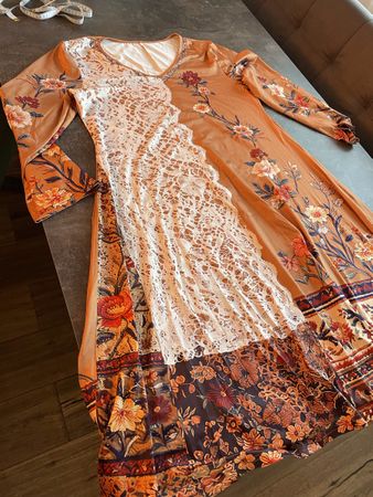 Neues,sommerliches Kleid gr 3 XL blumig