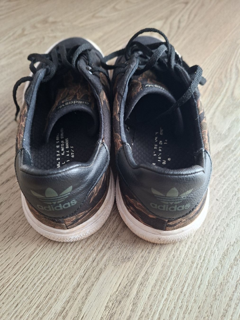 Adidas Scarpe da uomo: basket adidas taille 43,5 – Usato da Chavannes-de-Bogis venduto da senator635 2