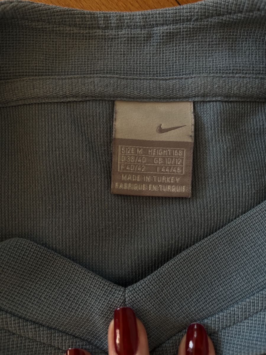 Nike Maglioni & Felpe: Nike Pullover V-Ausschnitt Zustand gut – Usato da Bern venduto da sosophie 1