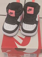 Nike Baby Schuhe Grösse 19.5 neu