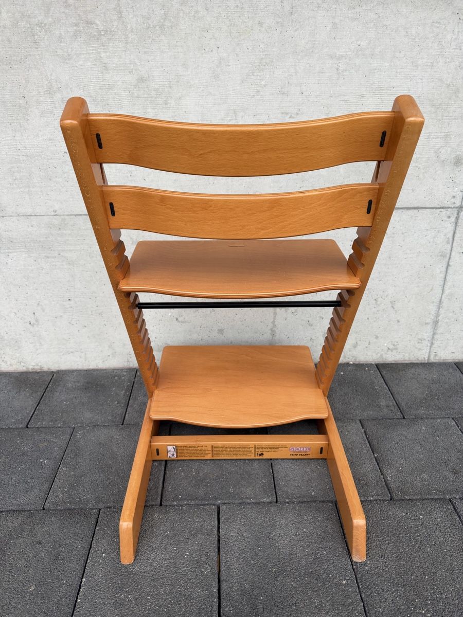 Stokke Sedie: Stokke Tripp Trapp Kinderstuhl Kirschbaum  – Usato da Gipf-Oberfrick venduto da Ralfp1 1