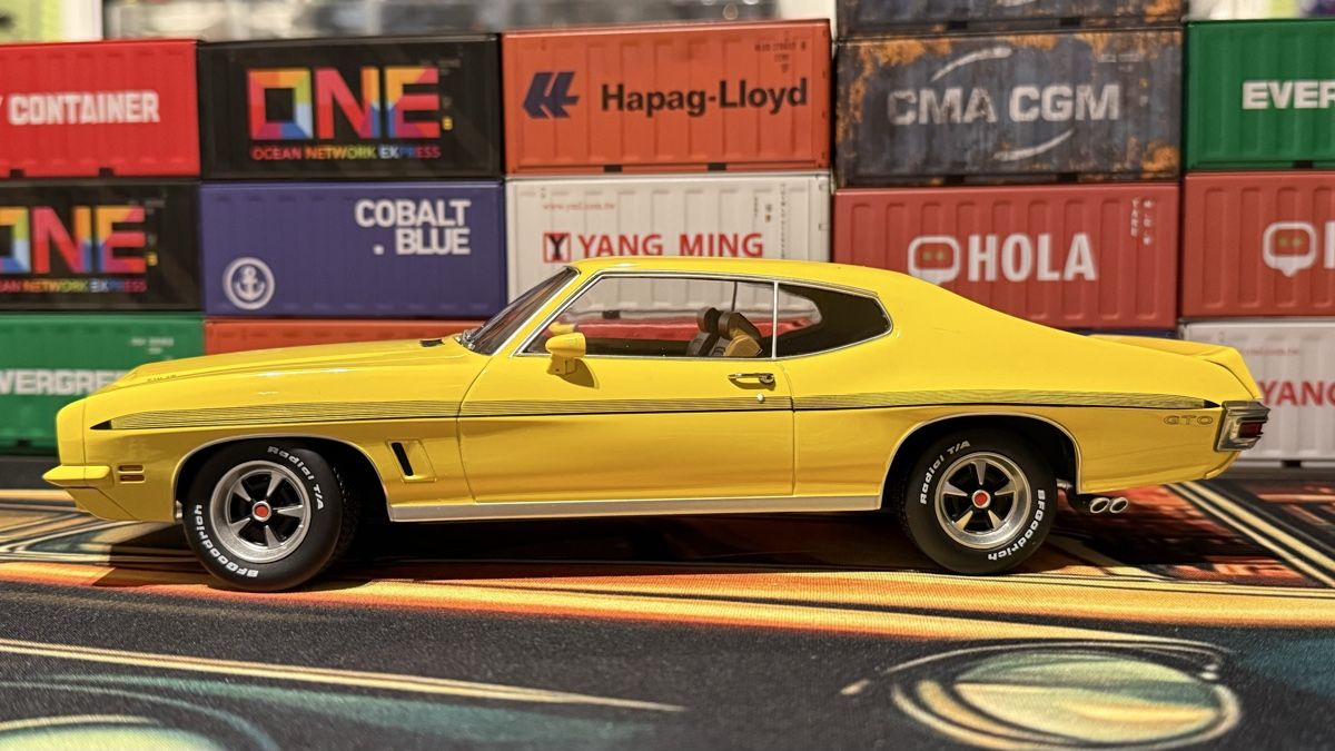 Pontiac Voitures modèles: Pontiac GTO 1:18 – D'occasion à Basel par Zomeg