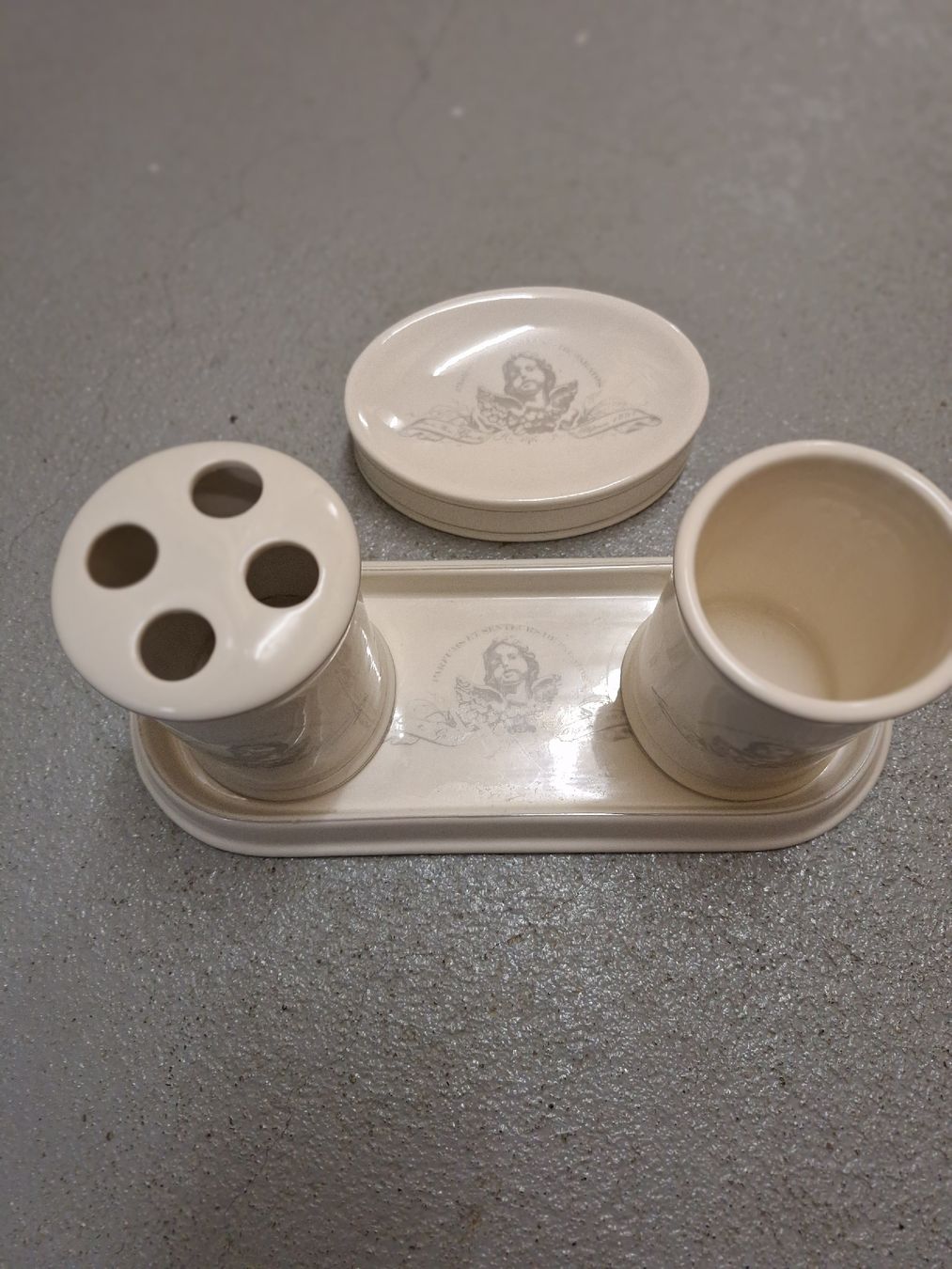 Tutte le decorazioni: BADEZIMMER SET - 4 Teiliges – Usato da Steinhausen venduto da togoraul123 6