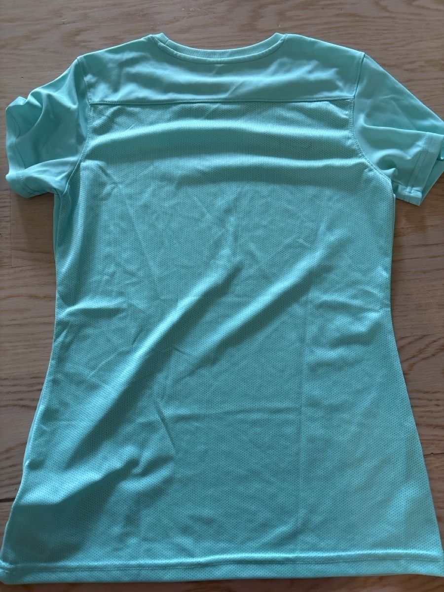 Nike T-shirt: Nike Dri-Fit Sportshirt – Usato da Rafz venduto da mar_j7dl 2