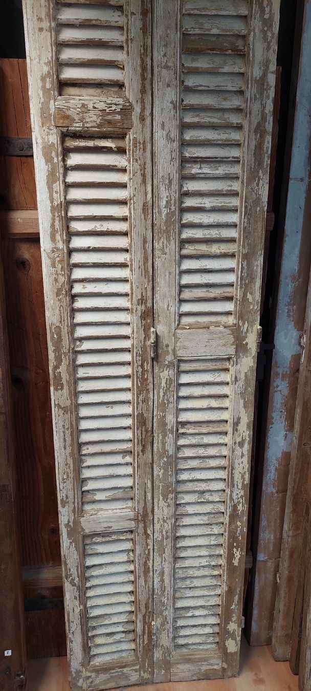 Tutte le decorazioni: Jalousie – Usato da Sempach venduto da Charluky