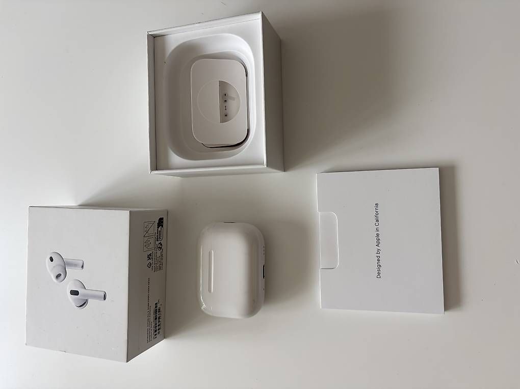Cuffie: AirPods Pro (2e génération)  USB-C – Usato da Bern venduto da chr_h8sv 1