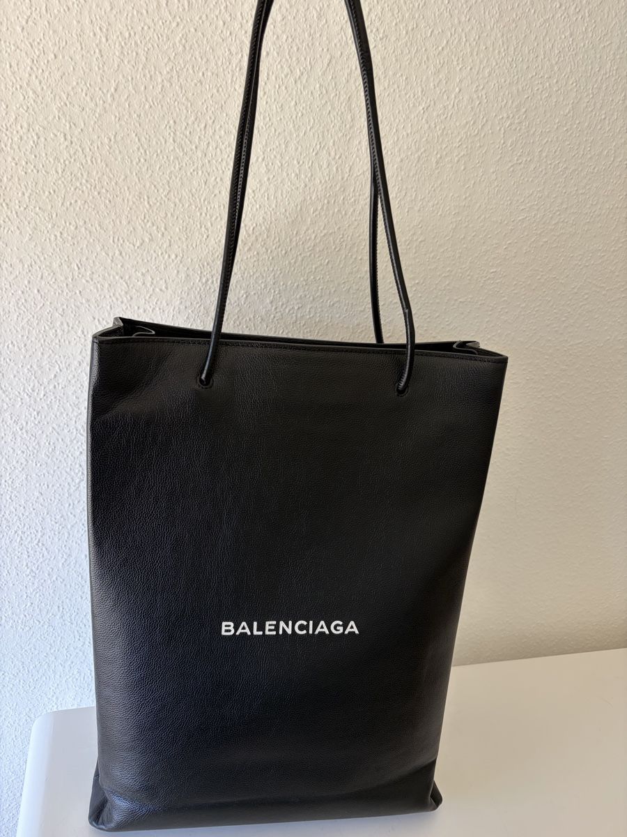 Balenciaga Borse: BALENCIAGA Everyday Tote Large – Usato da Basel venduto da IrSt-BPB 1