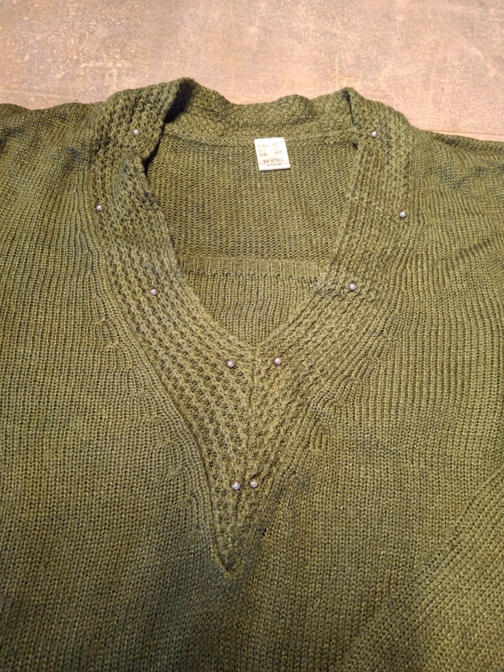 Maglioni & Felpe: Pull col en V taille 42 – Usato da Villiers venduto da san_jn5w