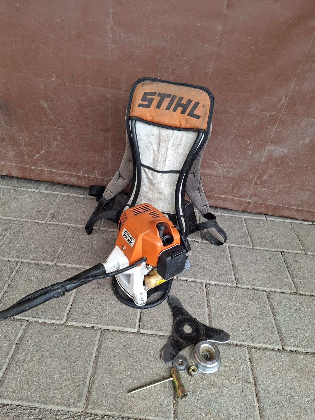 Stihl Tutti gli attrezzi: STIHL FR 85 Freischneider Motorsense  – Usato da Niederuzwil venduto da Dakitiki 6