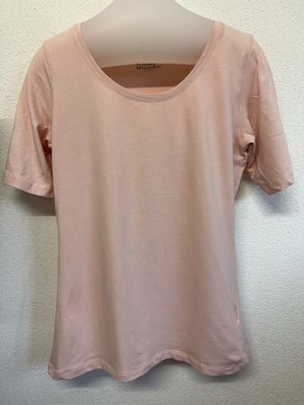 Damen T-Shirt altrosa Grösse M neuwertig