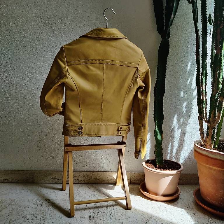 Massimo Dutti Giacche: Giacca in pelle – Usato da Sorengo venduto da barmartina 1