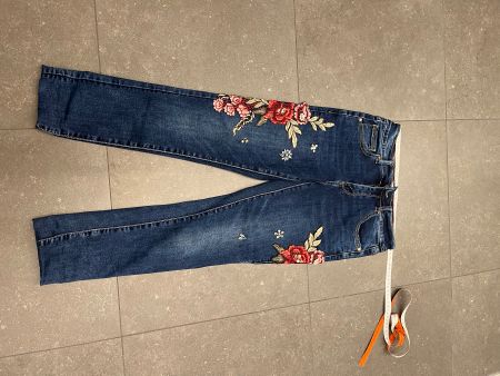 Schöne Jeans von Cartoon in 36 mit Stickerei und Perlen