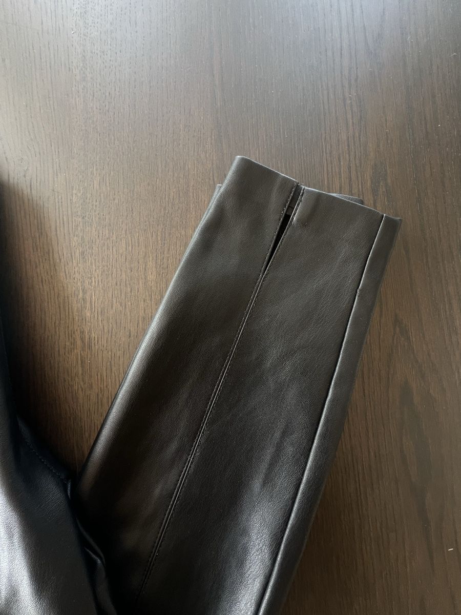 Zara Hosen: Kunstleder Hose – Gebraucht aus Uster von m_21 1