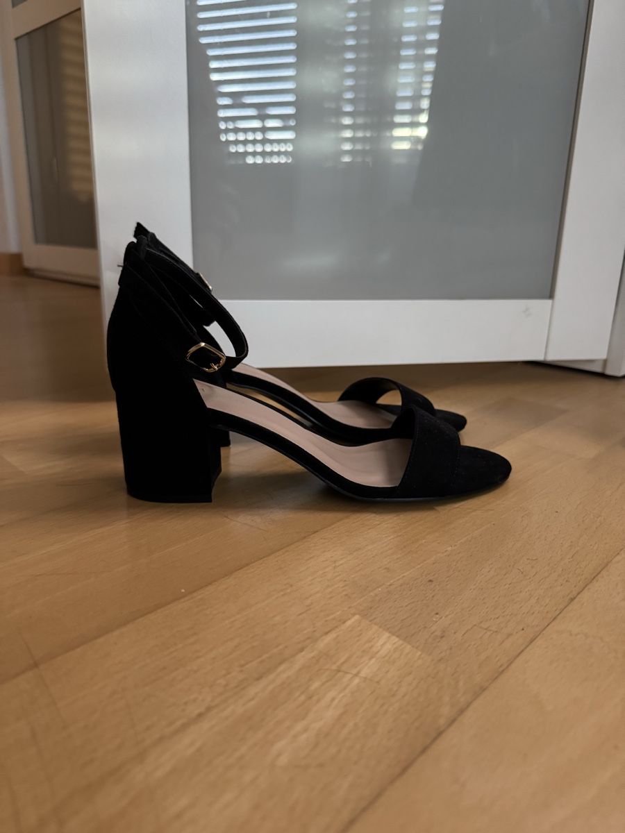 Anna Field Scarpe da donna: Anna Field Schuhe schwarz – Nuovo (secondo la descrizione) da Marbach SG venduto da Noelia.La 1