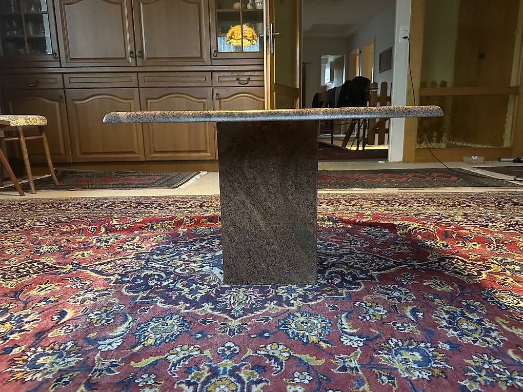Tables: Granttisch / Couchtisch – D'occasion à Ried b. Kerzers par MADRIDISTA_CM 1