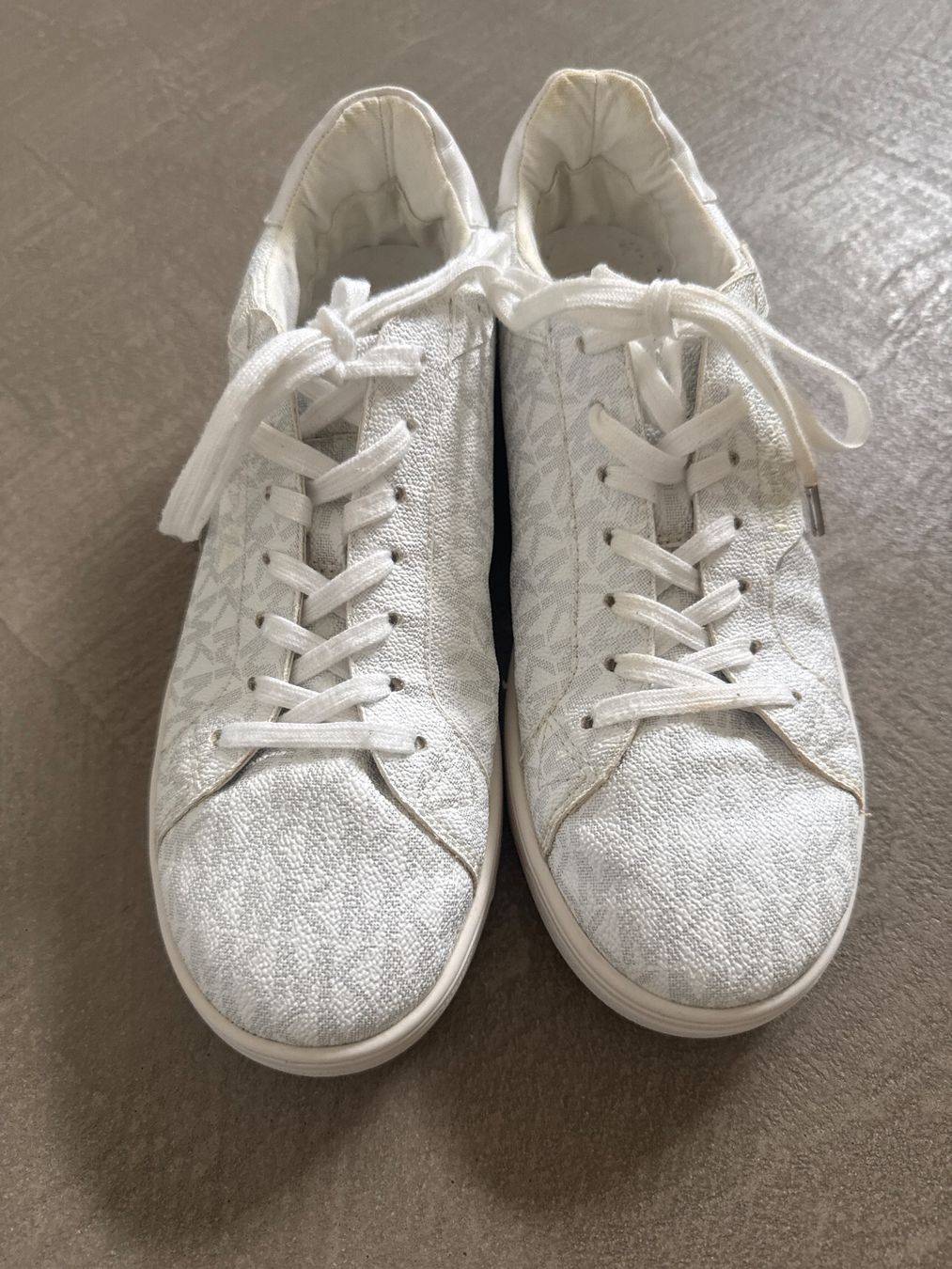 Michael Kors Scarpe da donna: Michael Kors Sneakers, 38.5 – Usato da Schindellegi venduto da butterfly242011