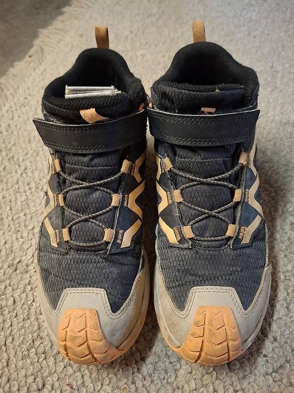 Chaussures garçon: Wanderschuhe 34  – D'occasion à Eriswil par swe_t72b 1