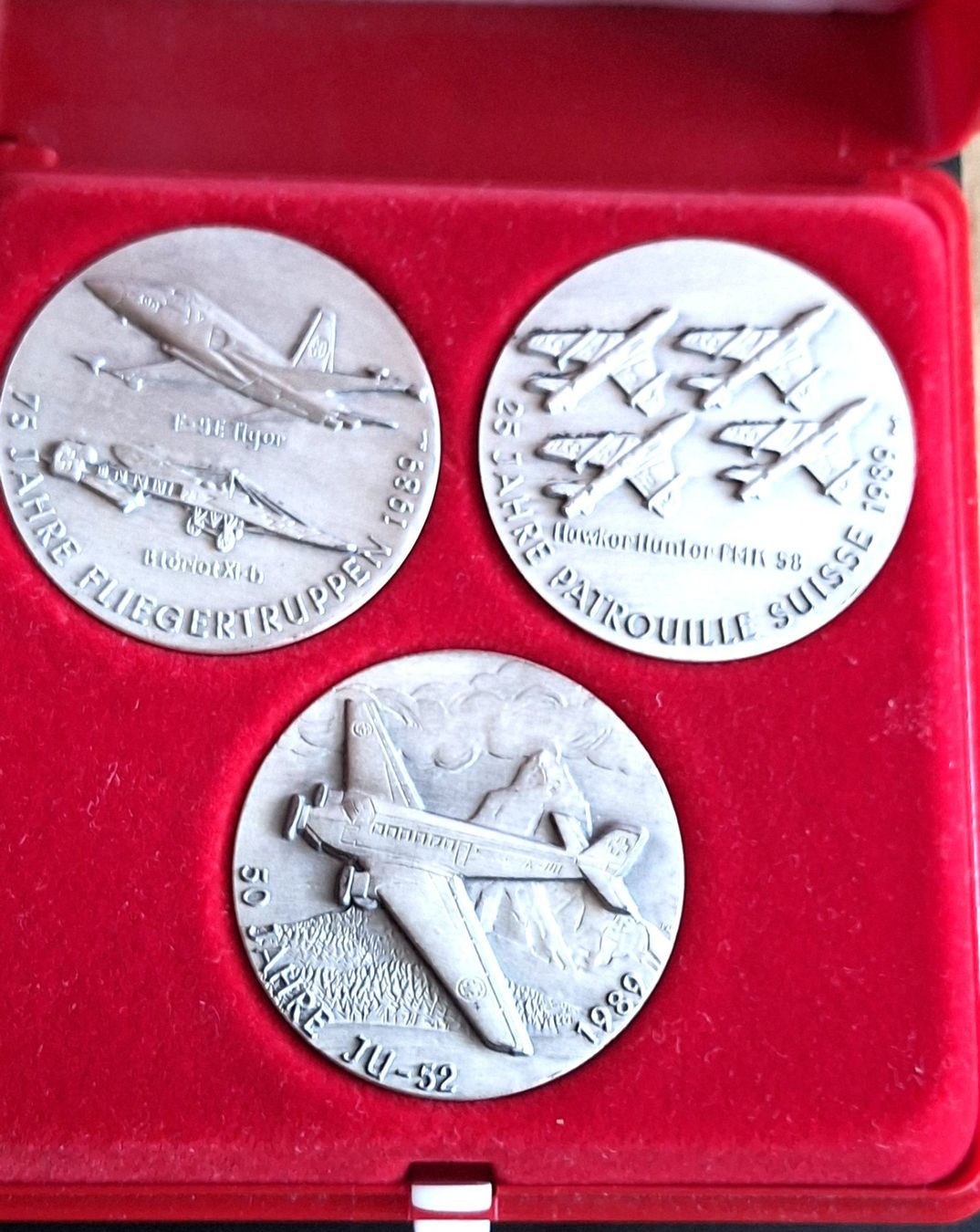 Medaglie: 75 JAHRE FLIEGERTRUPPEN - 1989 - OVP – Usato da Boniswil venduto da dpd4coins 1
