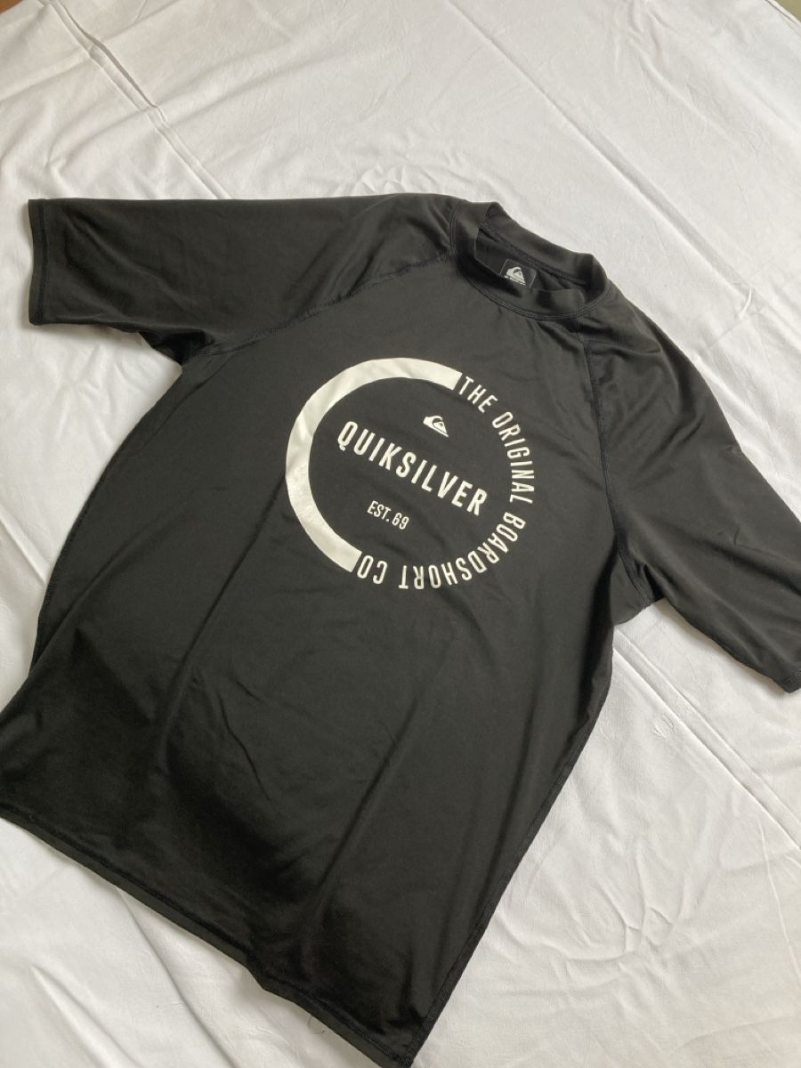 Quiksilver T-shirt: UV-Shirt – Usato da Oberbipp venduto da Campanula