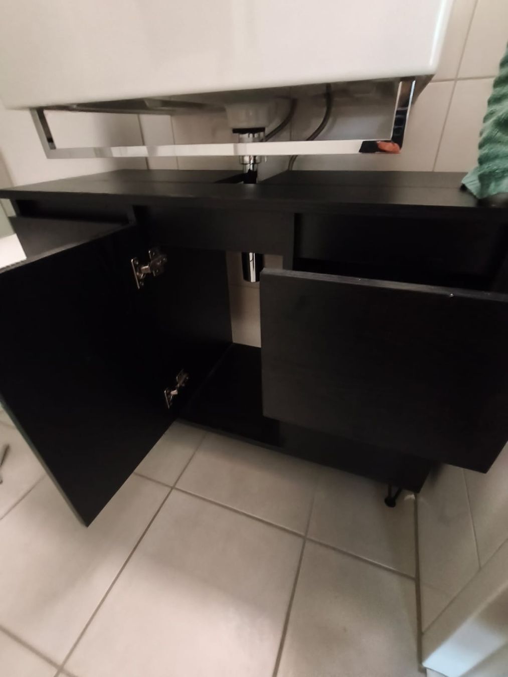 Mobili per bagno: Waschbeckenunterschrank / Badmöbel – Usato da Dierikon venduto da _Schrauber_ 2