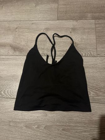 Top noir à lacets dos nu