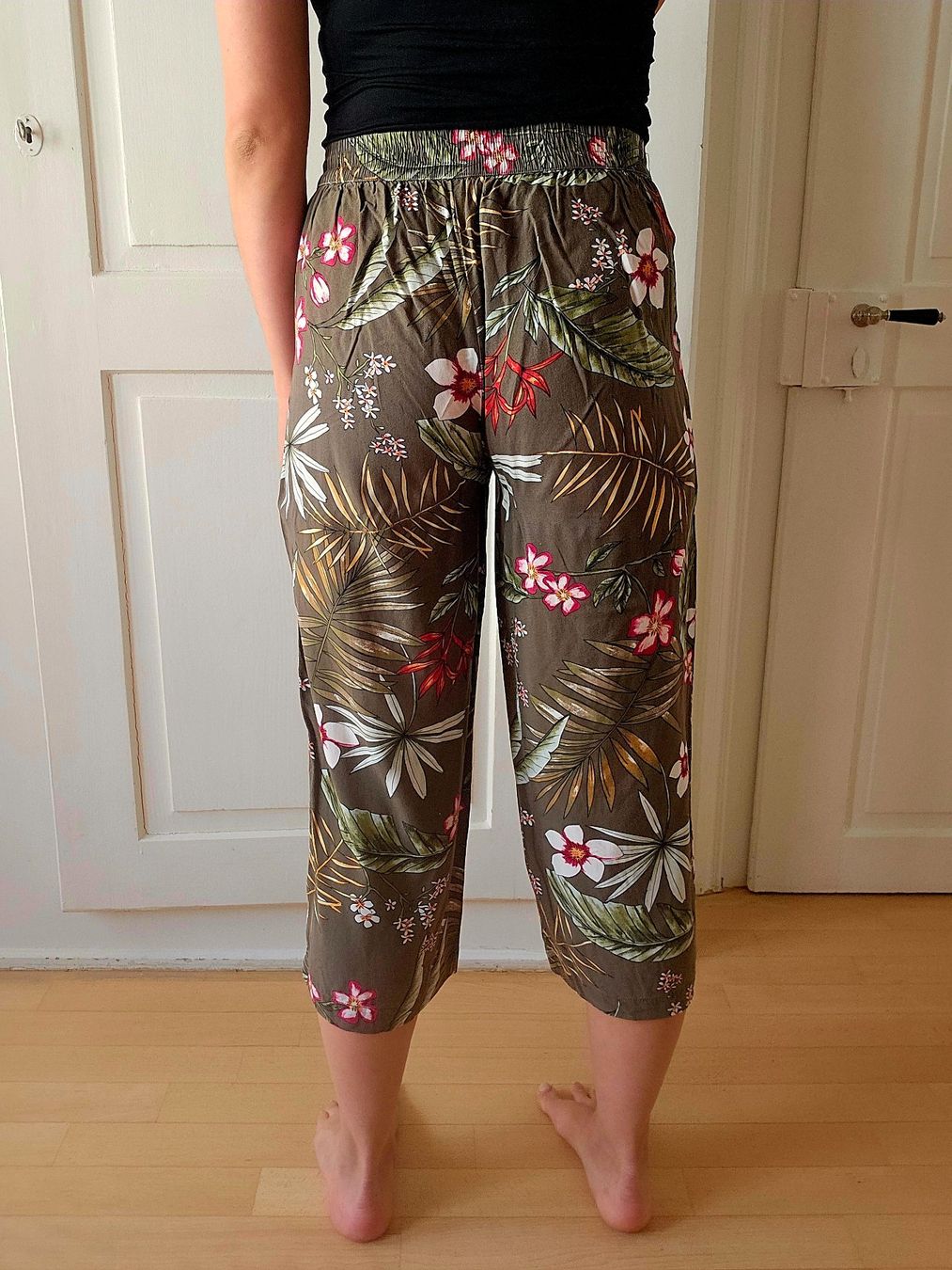 Only Hosen: Sommerliche Hose gemustert, Gr. S – Gebraucht aus Zürich von anna_r26m 1