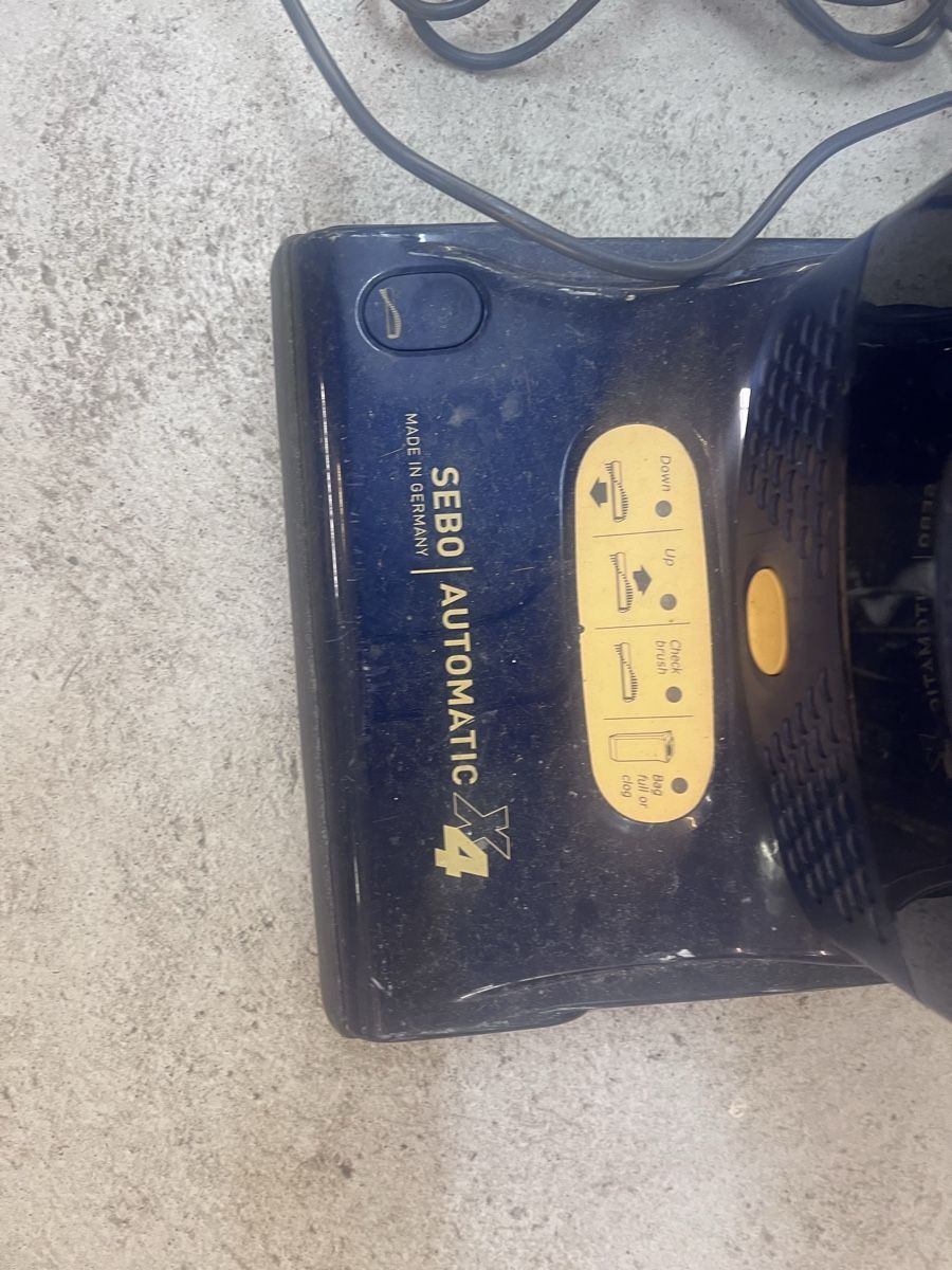 Aspirapolveri & Accessori: SEBO Automatic X4 Staubsauger (81) – Usato da Glattfelden venduto da bro_f2vv 2