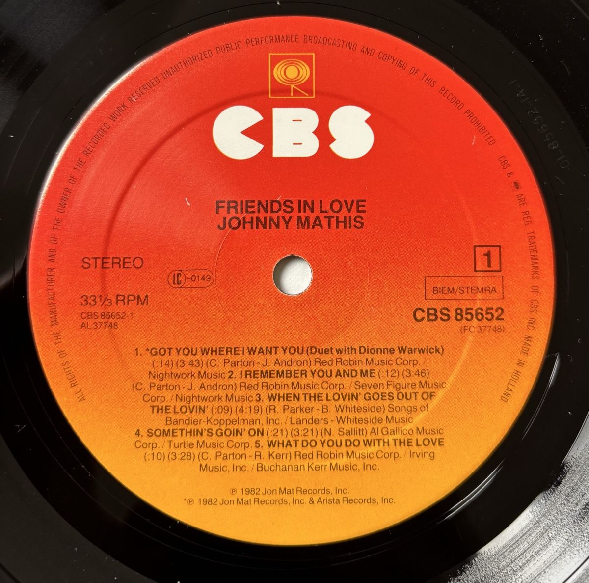 Dischi in vinile: Johnny Mathis - Friends In Love LP VG+/VG+ – Usato da Neuchâtel venduto da Deivid2 1