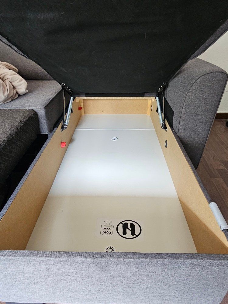 Ikea Divani: IKEA FRIHETEN Eckbettsofa mit Bettkasten Grau – Usato da Luzern venduto da igo_ldf2 5