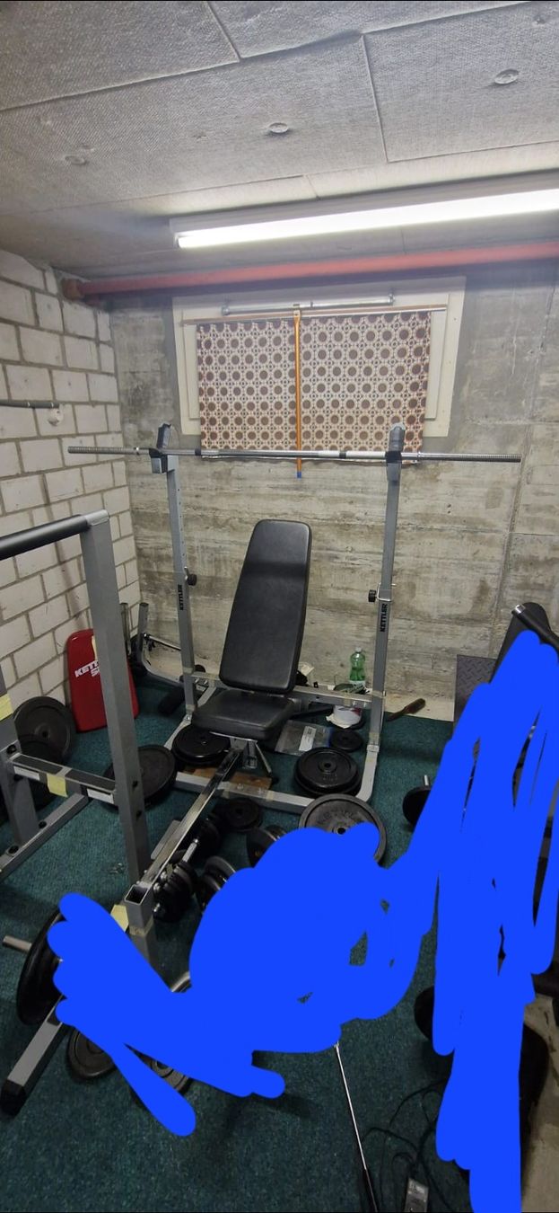 Kettler Hometrainer: Kettle Hantelbank Delta 100 – Usato da oberbuchsiten venduto da nat_8gwb 1