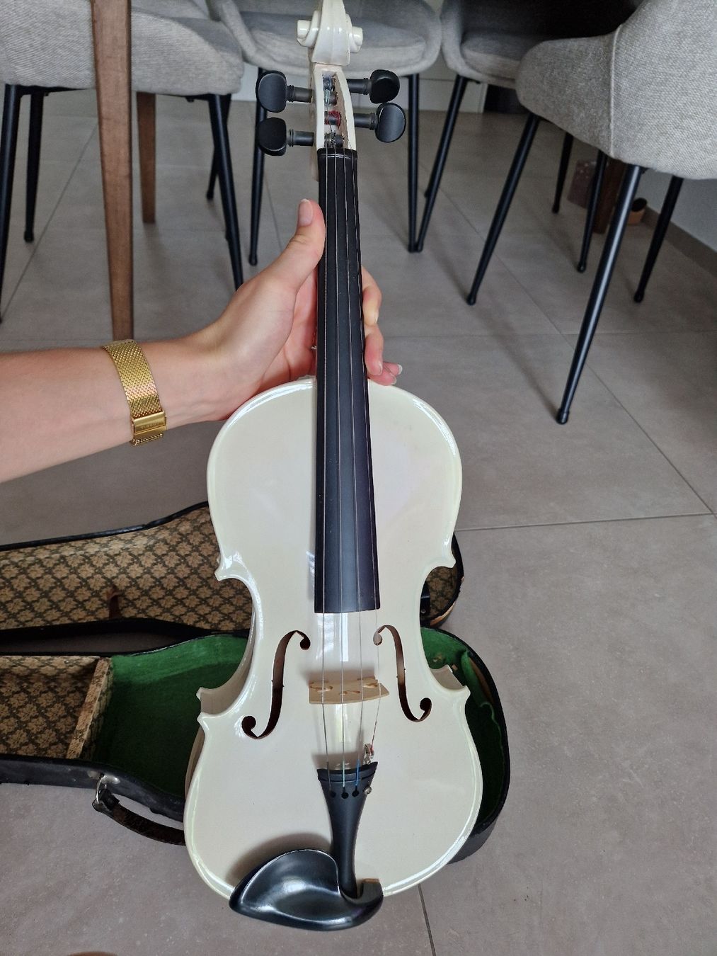 Strumenti musicali: Violine weiss mit Koffer – Usato da Rotkreuz venduto da lilly.9