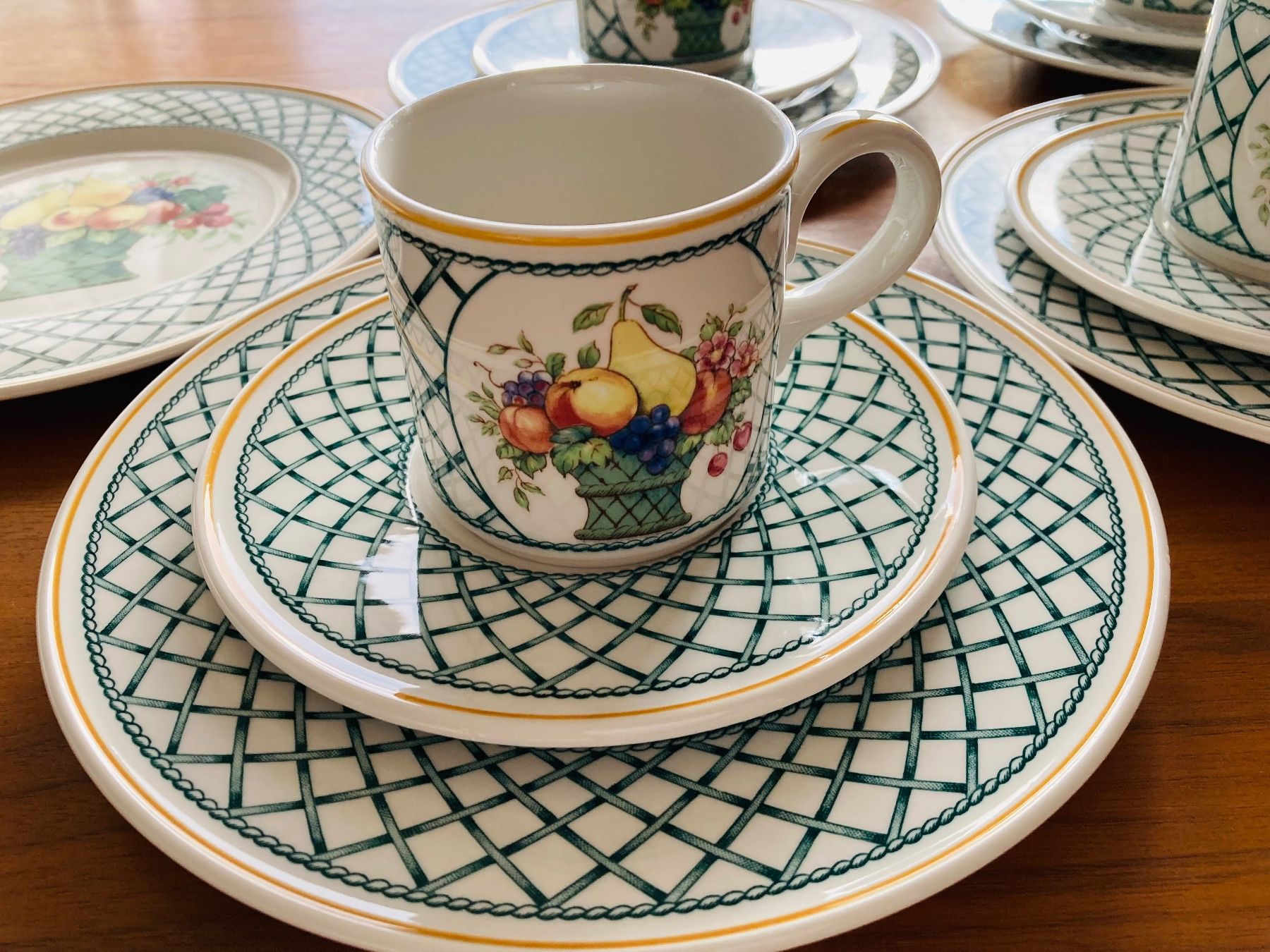 Villeroy & Boch Services de table: Geschirrset – D'occasion à Grüt (Gossau ZH) par Air8k3m 1