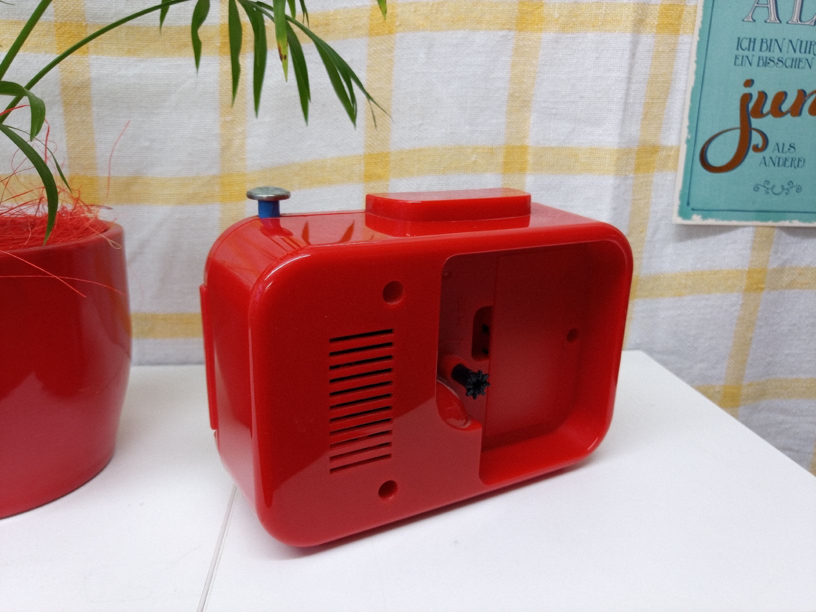 Sveglie: Vintage Wecker rot Plastik – Usato da Reiden venduto da Zofi-Brocki 3