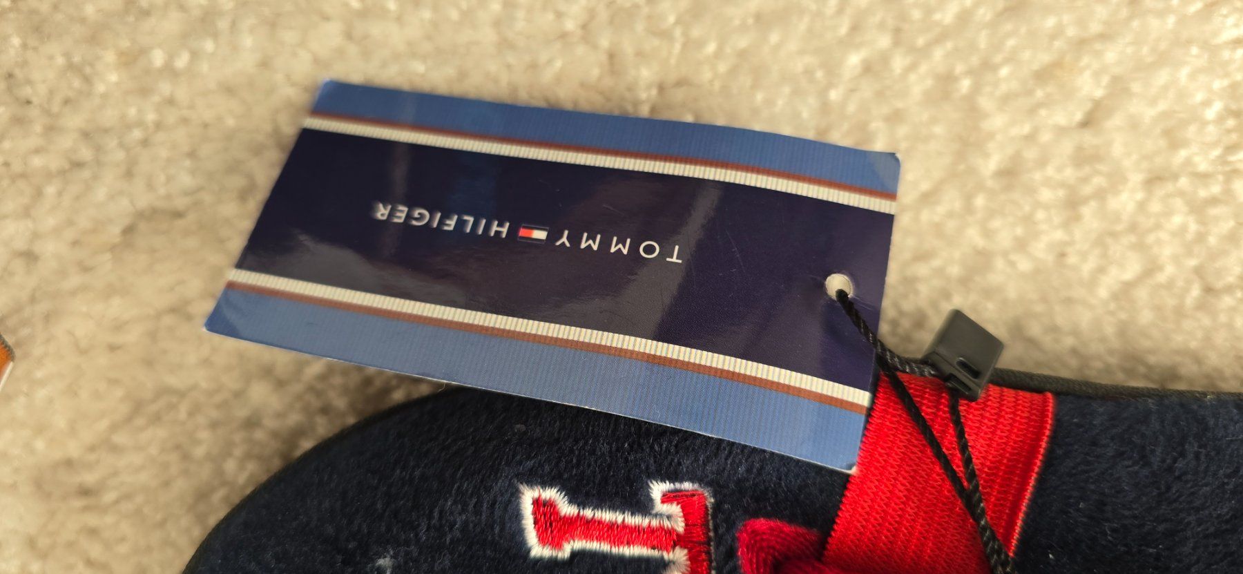 Tommy Hilfiger Herrenschuhe: Tommy Hilfiger slippers/Hausschuhe Gr.29 – Neu (gemäss Beschreibung) aus Spreitenbach von Breezyel 2