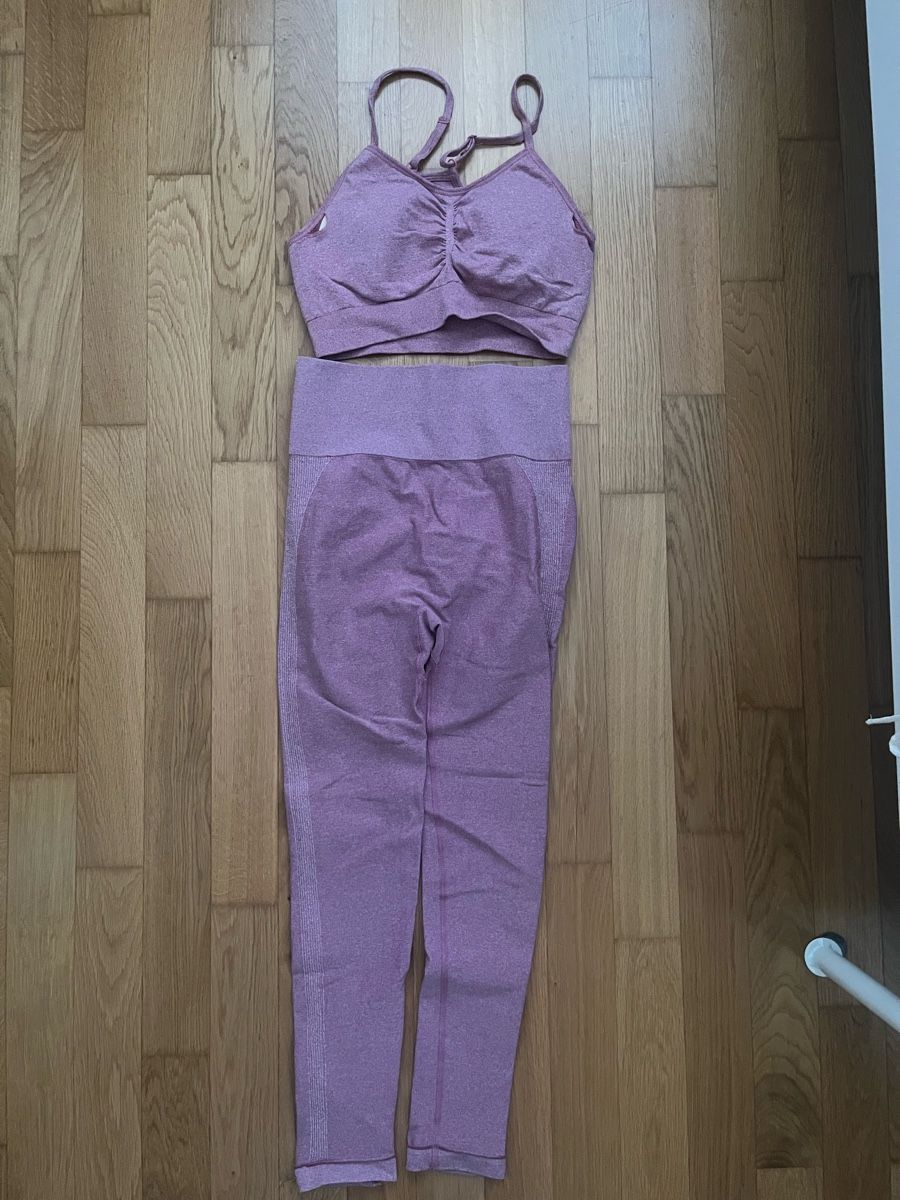 Kleiderpakete: Gym Kleidung Rosa – Gebraucht aus Zürich von JB23JB