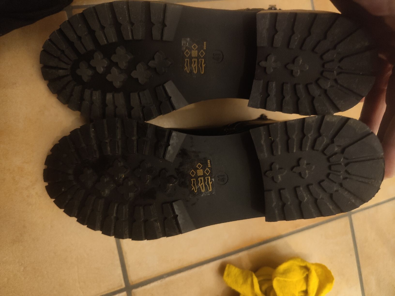 Damenschuhe: bottine – Neu (gemäss Beschreibung) aus Fribourg von cbu_q7ck 3