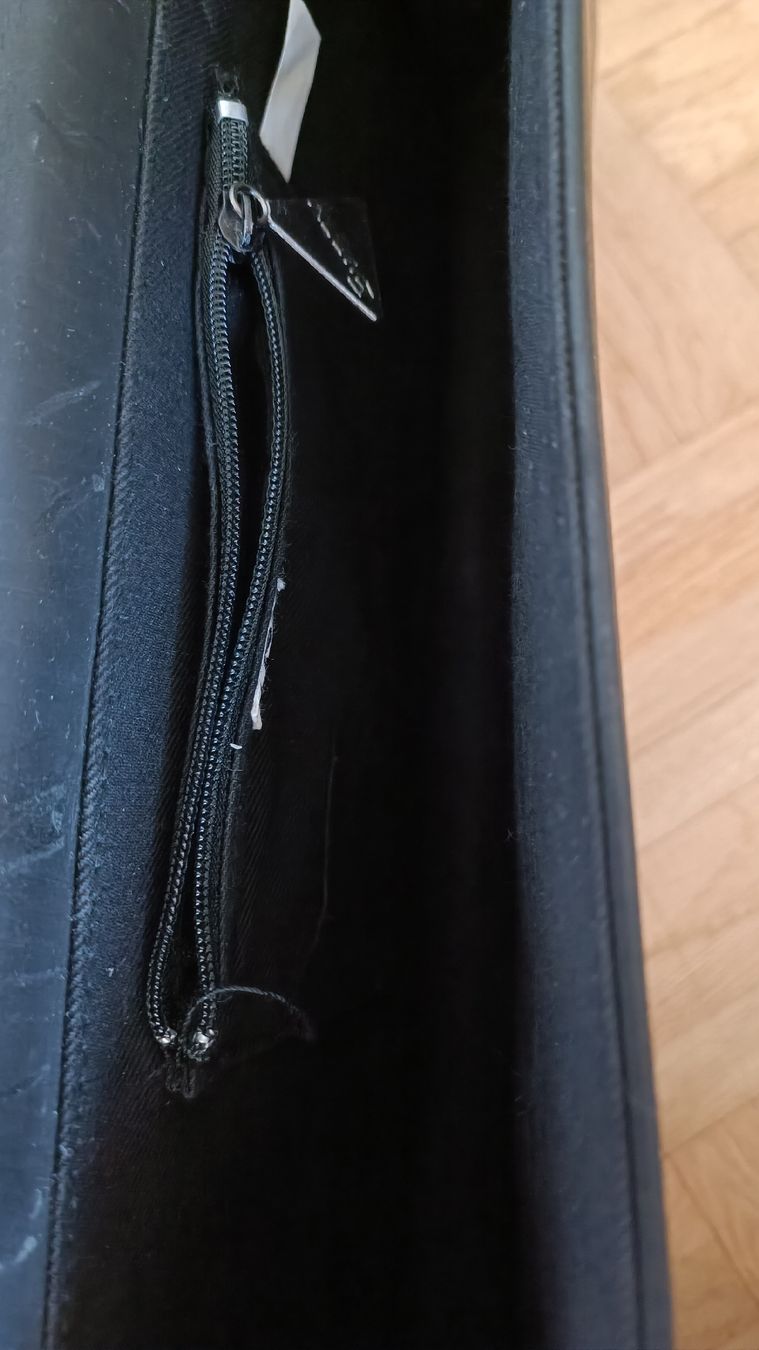 Sacs femmes: Handtasche schwarz  – D'occasion à Baden par zuppel 4