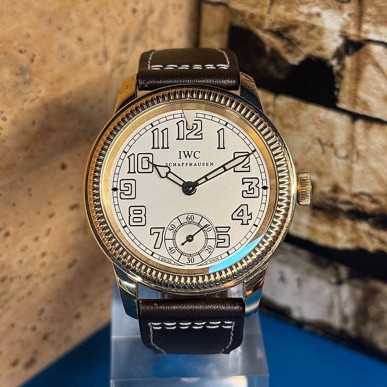 Orologi: IWC Pilot IW325403 – Usato da Genève venduto da minty.watches