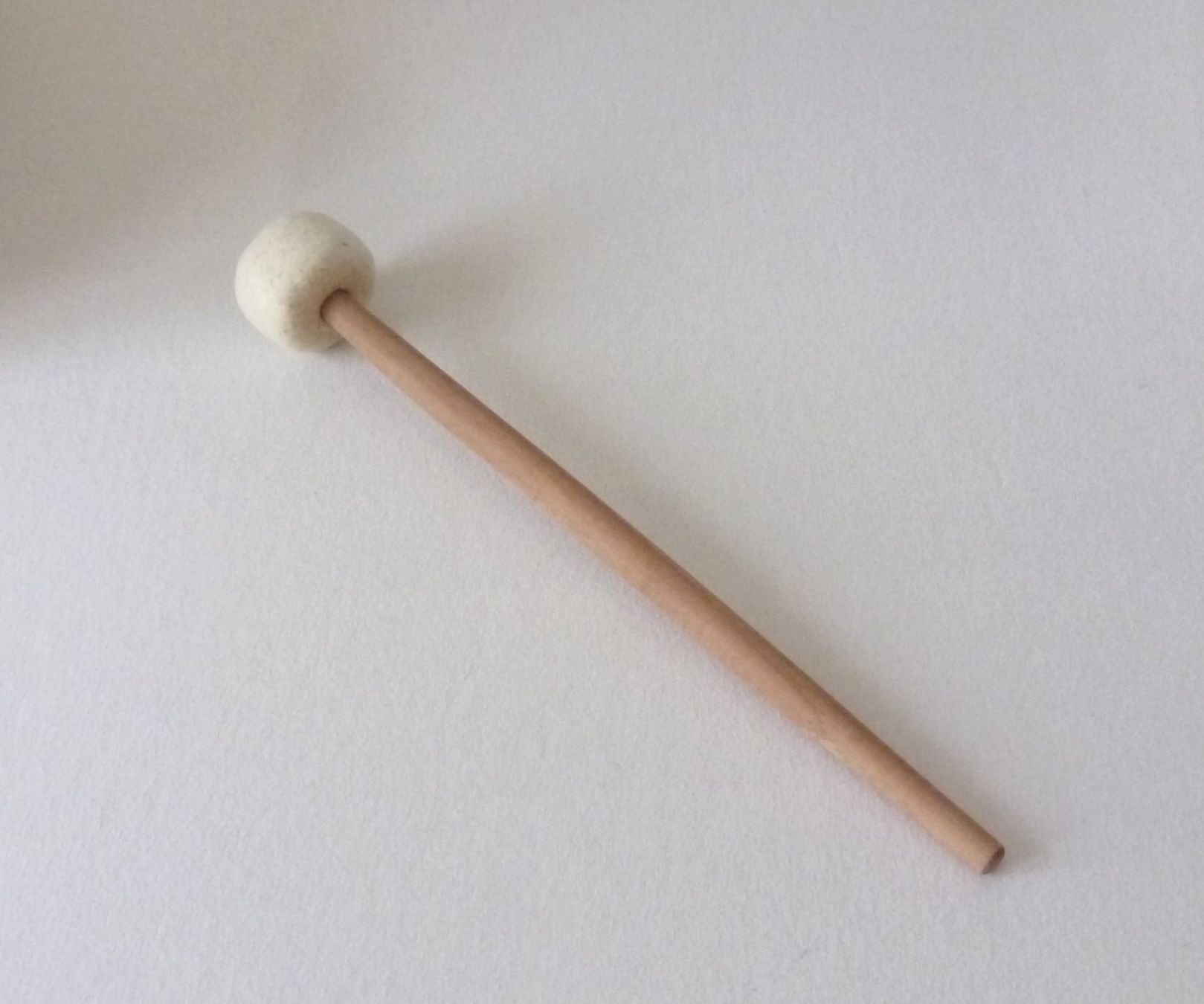 Strumenti musicali: Klangstab - mit Filzauflage klein – Nuovo e nell'imballaggio originale da Mauren venduto da Yeelen 1