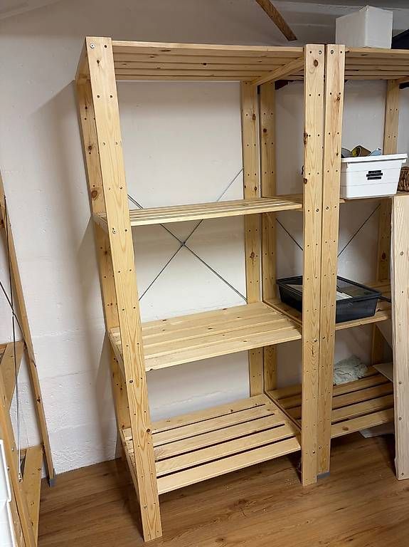 Scaffali: 5 Hejne Regal Ikea – Usato da Basel venduto da carmina.grob