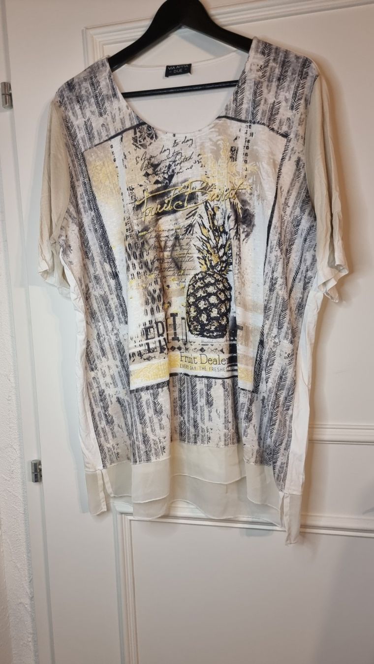Blusen: Via Appia Due Bluse Größe 2XL – Gebraucht aus Wald ZH von Martin79