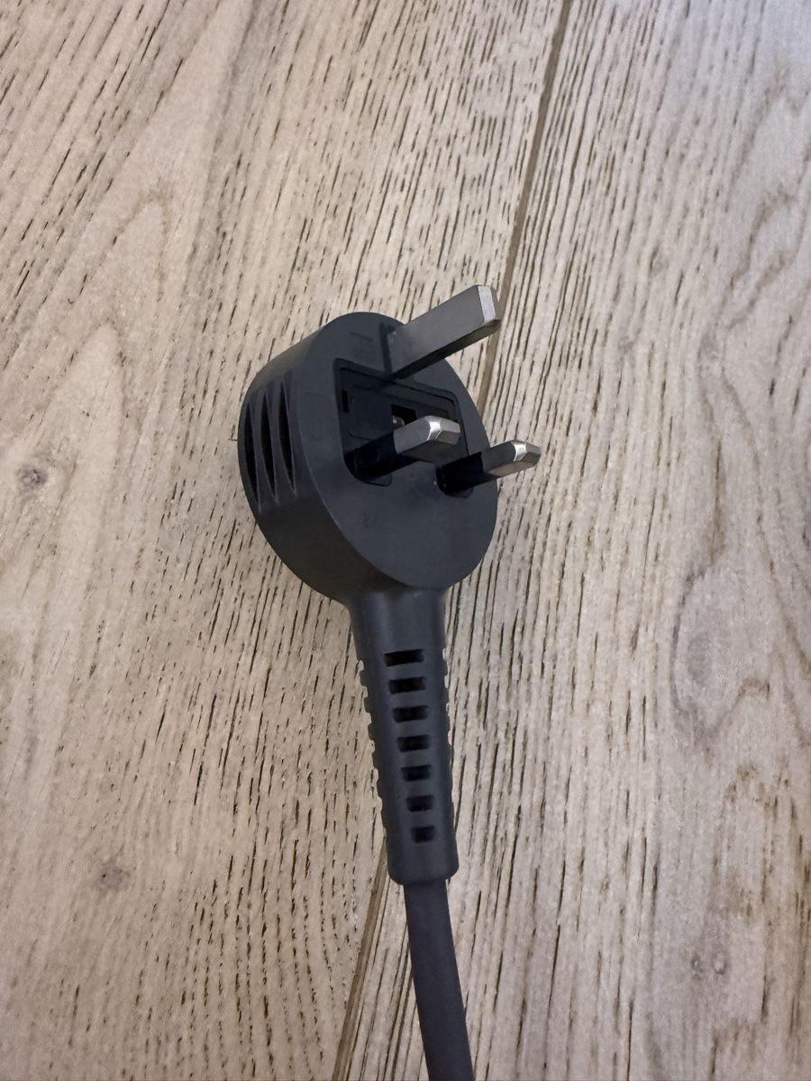 Dyson Sèche-cheveux: Dyson Airwrap – D'occasion à Collonge-Bellerive par kam_yv5x 3
