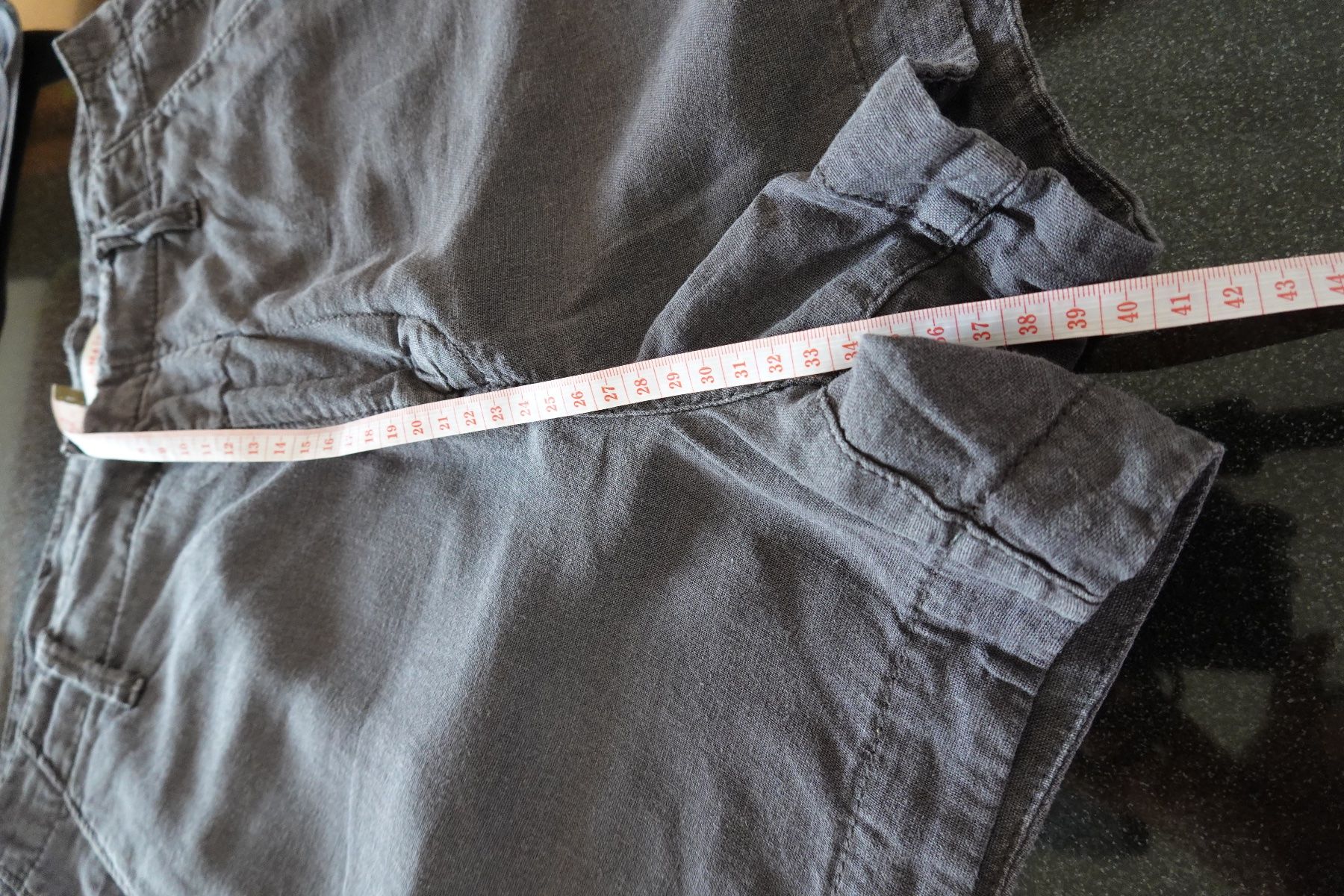 Pantaloni: kurze Hose 38 – Usato da Zürich venduto da yja_c5xh 4