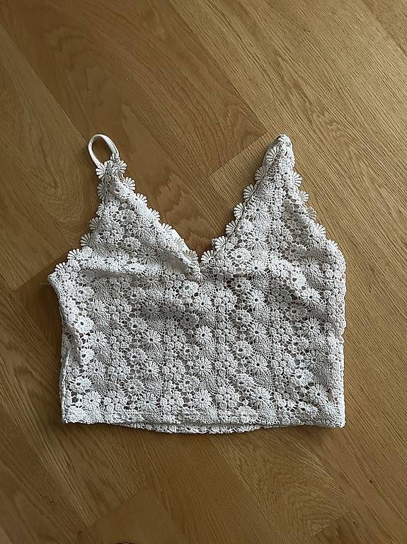 H&M Top: Neu: Spitzentop beige, Gr. M – Usato da Zürich venduto da MariaSusanne 4