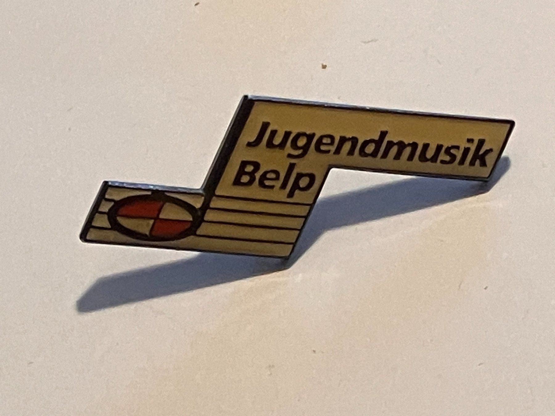 Placchette & Badge: 1 Pin Jugendmusik Belp – Usato da Basel venduto da djwwpp